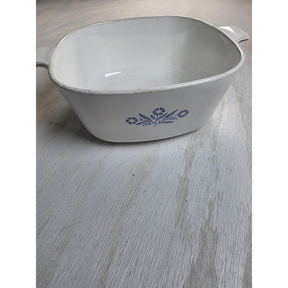 Vintage Corning Ware Cornflower Blue Casserole Dish 2.5 QT P-2 1/2-B Made in USA